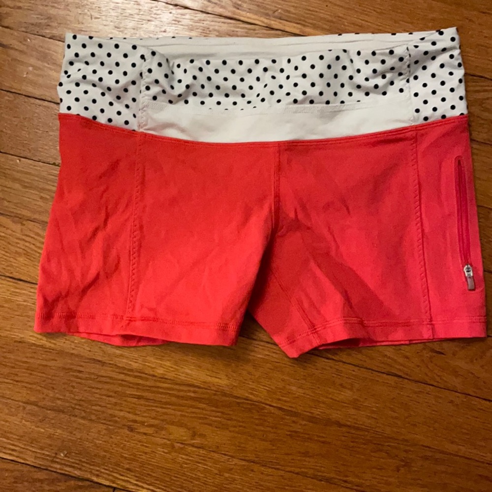 Lululemon run fast track short love red/polka dot